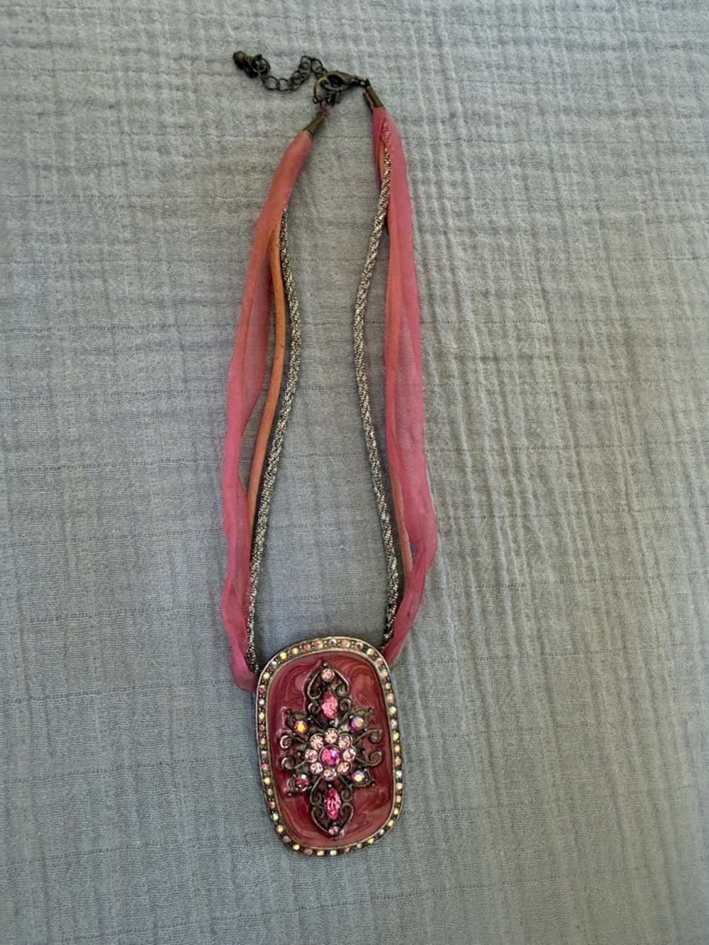Vintage Pink Crystal Pendant Necklace - EUC